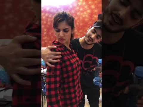 Break up ki ninja technique #ashortaday #comedy #ashishbishtvines #comedyshorts #natashasingh