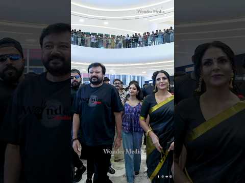 ഇഷാനിയുമൊത്ത് നടന്ന് വരുന്ന ജയറാം 🥰 jayaram | ishani Krishna