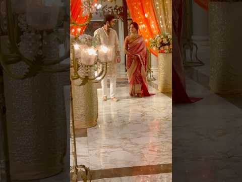 Paro sang dev entry in home Bts #love #music #bollywood #parosangdev #dangaltv