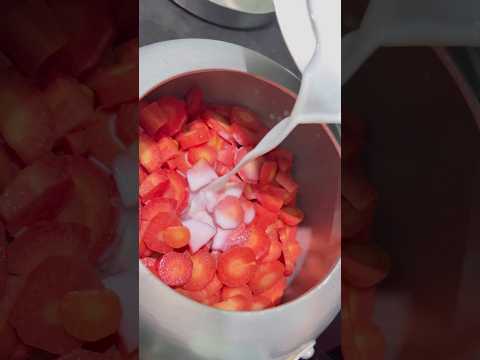 गाजर का हलवा कुकर में / mouth melting carrot halwa in pressure cooker #recipe #india #sweet #carrot